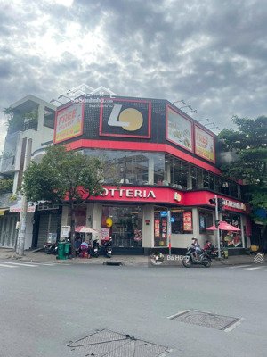 siêu rẻ! bán nhà góc 3 mt phan huy ích - q. gò vấp. dt: 35 x 40m - 3 tầng hđt: 146tr. giá 32 tỷ