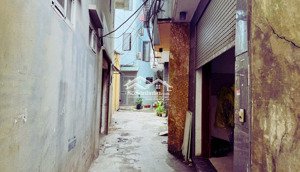 bán nhà vị trí đẹp - gần mặt phố chính tại yên hòa - cầu giấy - 8,9 tỷ, 39,36m2, 7pn, 5wc, view đẹp