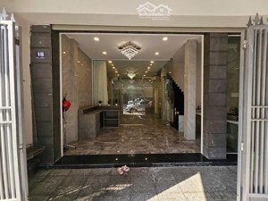 nhà đẹp mặt tiền đường số tân quy giá tốt trong tháng 6- ngang 5.3m, cao 3 tầng