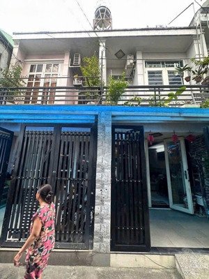bán gấp! nhà 2 căn hxh 6.7x12.5m chỉ 5.7 tỷ sổ sẵn, thu nhập 16tr/tháng