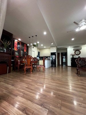 hoa hậu căn góc 180m mỹ đình plaza 2 3pn trần cao 5m sân vườn riêng 12.5 tỷ (tl915186)