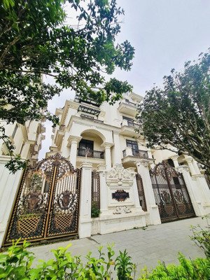 nhà biệt thự đơn lập khu quan chức vinhomes gardenia hàm nghi, 266.8m2 6 tầng mt: 15m, giá: 95.6 tỷ