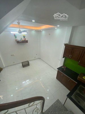 ngõ 255 lĩnh nam - mặt tiền rộng - gần phố - sổ đỏ riêng - ở ngay - kinh doanh nhỏ đỉnh