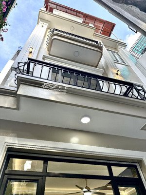 nhà mặt ngõ phố đình đông - bốt tròn - lê chân, lô góc thoáng mát, sân cổng riêng