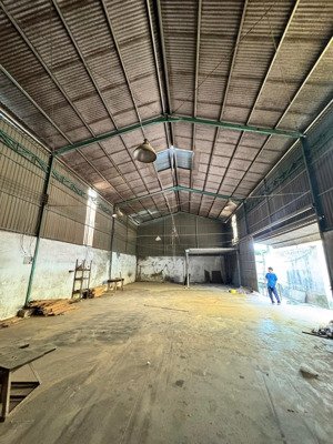 cho thuê xưởng 2500m2. tba 250kva - giá thuê chỉ 80tr/th. gần kcn amata p.long bình - biên hòa - đn