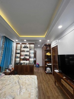 chính chủ thiện chí gửi bán biệt thự vip khu đô thị vinhomes imperia. lh 