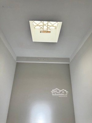 bán nr 2 tầng, 4pn, 4wc, 66m2, giá 2ty7 nguyễn văn lịch, thủ đức, nhà trống dọn vô ở, kh mô giới