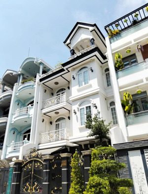 bán nhà 3 tầng ngay ẩm thực bến xưa, quận 12, 80m2, đường 10m, nhỉnh 6tỷ, 