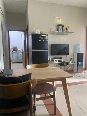 cần bán căn hộ chung cư 312 lạc long quân, quận 11, sổ hồng chính chủ, sang tên nhanh chóng.