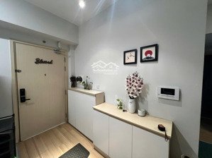 cần cho thuê căn 2 ngủ toà park1 giá 7tr/tháng full nội thất lh 