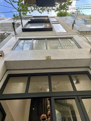 cho thuê nhà nguyễn thiện thuật, p1, q3, 3pn, 4wc, nội thất cơ bản