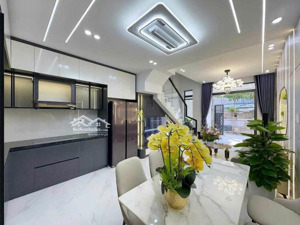bán nhà chị dung gv đh thương mại 41m2 ô tô 50m phố hồ tùng mậu, cầu giấy
