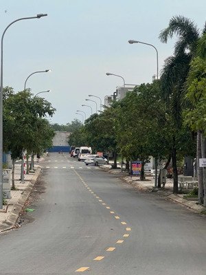 cần bán lô đất khu dân cư đào sư tích, 5x17m, liền kề khu làng đh, giá 5,6 tỷ