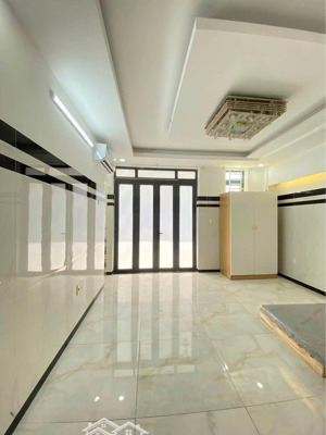 trọ tiện nghi gò vấp phòng siêu rộng - ban công riêng - nội thất đầy đủ - dọn vào ở ngay