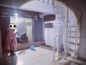 nhà c4, 1 sẹc - nguyễn văn cừ - 3.6x15 (49.2/53m2) - nhỉnh 5tỷ