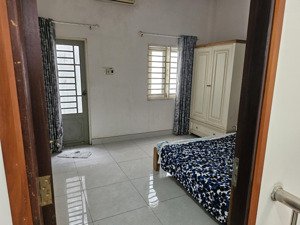 cho thuê nhà 2 tấm, 2pn, đường cây cám