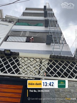 chdv 6 tầng thang máy- bùi đình tuý 110m giá chỉ 15.6 tỷ - khai thác ngay doanh thu 80tr/tháng