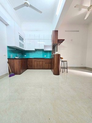 thụy khuê tây hồ - diện tích 50m - lô góc - ngõ thông kinh doanh nhỏ, nhà 3 tầng - 3 phòng ngủ