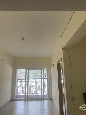 cho thuê cc xuân thuỷ , gia 3,5 triệu, 66m2, 2pn, 2wc, 2 ban công