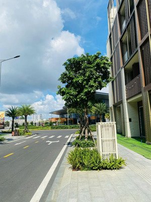 cho thuê gấp shophouse 70m2 tại the global city, an phú, q2, 8 triệu