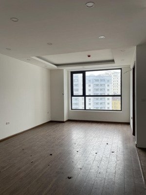 nguyên căn hoàng cầu - võ văn dũng 45m2x4t ngõ oto, thông, full đh, làm vp, ở gđ kết hợp kd 18tr/th