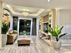 chính chủ cần bán căn hộ cao cấp mipec rubik trung tâm cầu giấy, sổ đỏ sẵn, full đồ nội thất