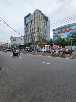 kẹt tiền bán gấp nhà nát quận 7 - nguyễn thị thập giá 9ty8 chốt gấp thanh lý ngân hàng
