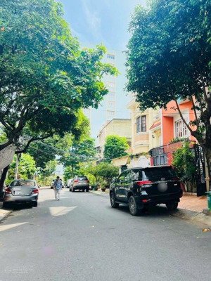 5 x 22m, nhà 5 tầng, đầu hẻm biệt thự nguyễn trọng tuyển, p.10 - phú nhuận, 25 tỷ