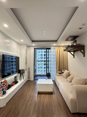 anh trai em nhờ bán căn góc hoa hậu 4 ban công to 118m2 giá 8 tỷ 680 bao phí