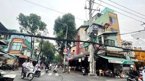 bán nhà mặt tiền tôn đản kinh doanh sầm uất