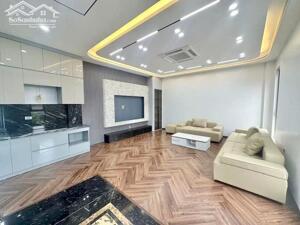 NHÀ ĐẸP, NỘI THẤT XỊN, THANG MÁY, Ở SƯỚNG, VỈA HÈ, Ô TÔ TRÁNH, SÁT PHỐ QUẬN CẦU GIẤY.