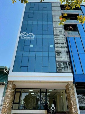 chính chủ cho thuê nhà trung kính mới xây 95m x 6 tầng 1 hầm mt 11m, thông sàn, thang máy pccc 68tr