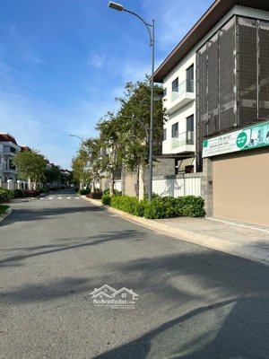 bán nhà liền kề hướng đông nam la vida residences vũng tàu - 6 tỷ - lh 