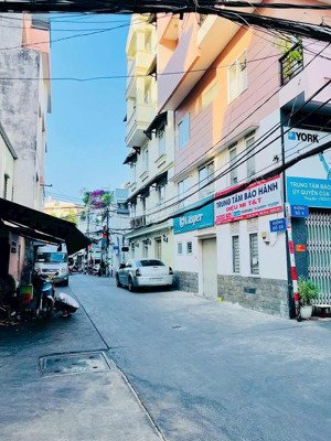 bán nhà hẻm xe hơi ngủ trong nhà đẹp hiện đại