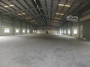mời thuê 2293m2 nhà xưởng trong kcn đại đồng. xưởng kết cấu khung thép chắc chắn. pccc vòng ngoài