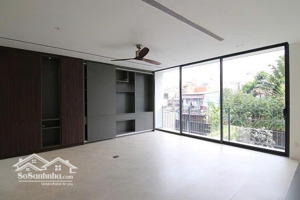 bán biệt thự hiện đại+ nội thất ý! biệt thự nguyễn thông, p9, q3- 95m2(8.3x12m)- 4 tầng+ tm- 30 tỷ
