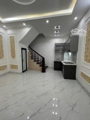cần bán căn nhà đẹp ở ngõ chợ khâm thiên - nhà mới đẹp - ngõ rộng thoáng - ba gác đỗ cửa