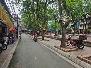 văn chương - khâm thiên - đống đa - dt 42m2 x mt 5m - ô tô tránh - vỉa hè - kinh doanh - gần hồ