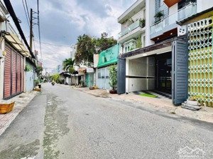 chủ ngộp bán gấp giá 3tỷ870, trần lựu, quận 2. dt 76m2 (4m x 19m), shr, hđ cho thuê 27triệu/1tháng.