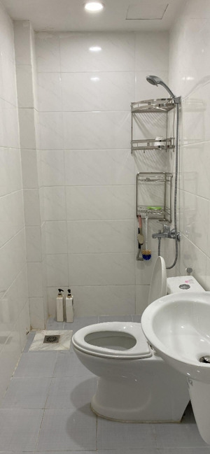 cho thuê phòng trọ mới đầy đủ tiện nghi đề thám quận 1