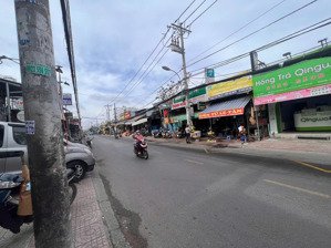 cần cho thuê nhà mặt tiền lê văn lương ngay trung tâm vị trí siêu tiềm năng kinh doanh - dt 7 x 35m
