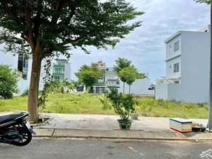 chuyển nhượng gấp lô 80m2 trong tđc lộc an, ngay trục đường dt769, cách sân bay 7p chỉ 1,45 tỷ