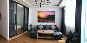 bán căn hộ view trực diện biển mường thanh 04 trần phú. dt 68m2