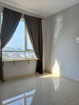 bán căn 2pn 2wc tầng cao giá tốt chỉ 2.8 tỷ