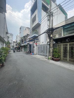 bán nhà riêng tại trường sa, 24 tỷ, 100m2, đẹp, nhiều tiện ích