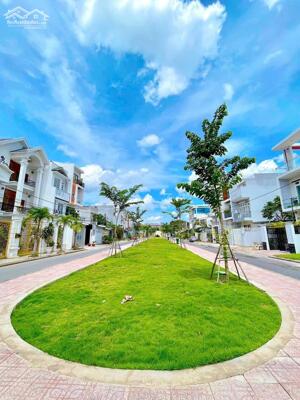 Nền biệt thự khu tái định cư hưng phú 1