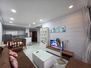 cho thuê gấp căn 2 phòng tại orchard garden, hồng hà, phường 9, phú nhuận, 17 triệu novaland ở ngay