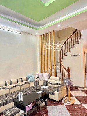 lĩnh nam - hoàng mai dt 31m x 4 tầng, mt 6.6m, full nội thất. ngõ ô tô, nhà đẹp ở ngay