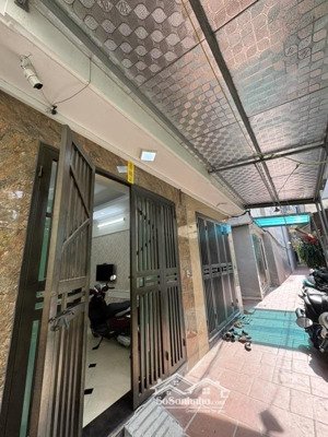 đi bộ ra đh đại nam, quang lãm, 35m, 5 tầng, 4,8 (rẻ nhất khu)