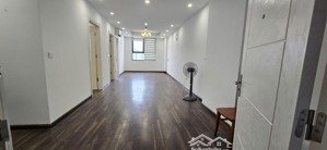 cho thuê căn hộ chung cư cao cấp eco city kđt việt hưng - 2pn, 2wc - giá: 9tr/tháng. lh: 